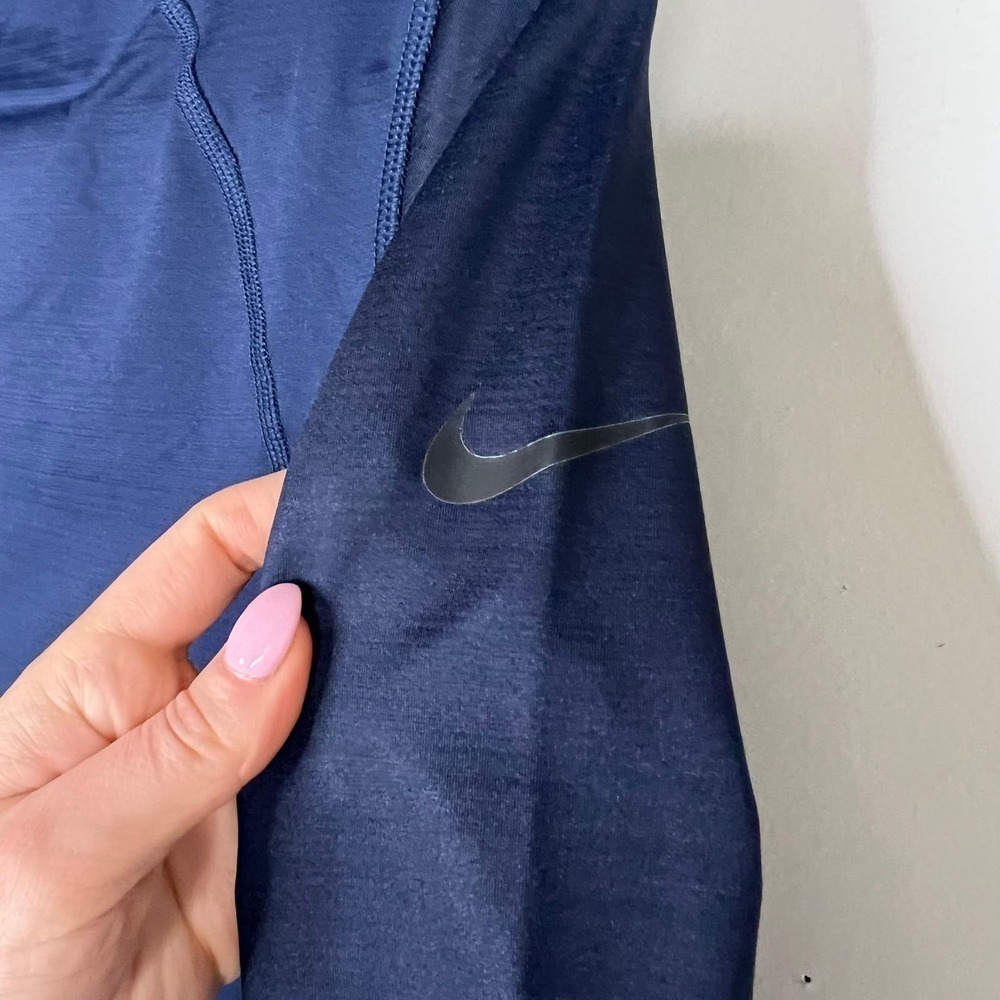 Nike Pro Hyperwarm Athletic Shirt Ombre Sleeves Mesh Detail Thumb Holes Sz Small - Picture 6 of 13